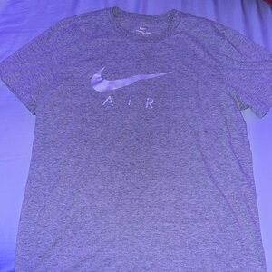 NWOT Men’s Medium Gray Nike Tee